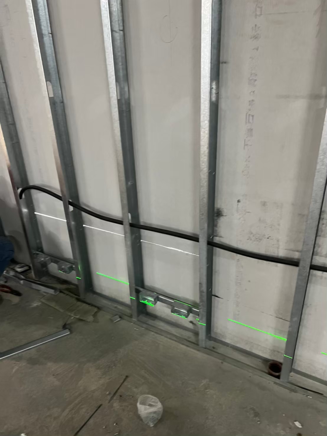 LINE_ALBUM_水電工程回報_230314_2.jpg